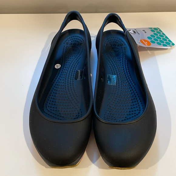 Crocs Retro Slingback Flat in Black/Fuchsia Size W8 - Picture 2 of 7